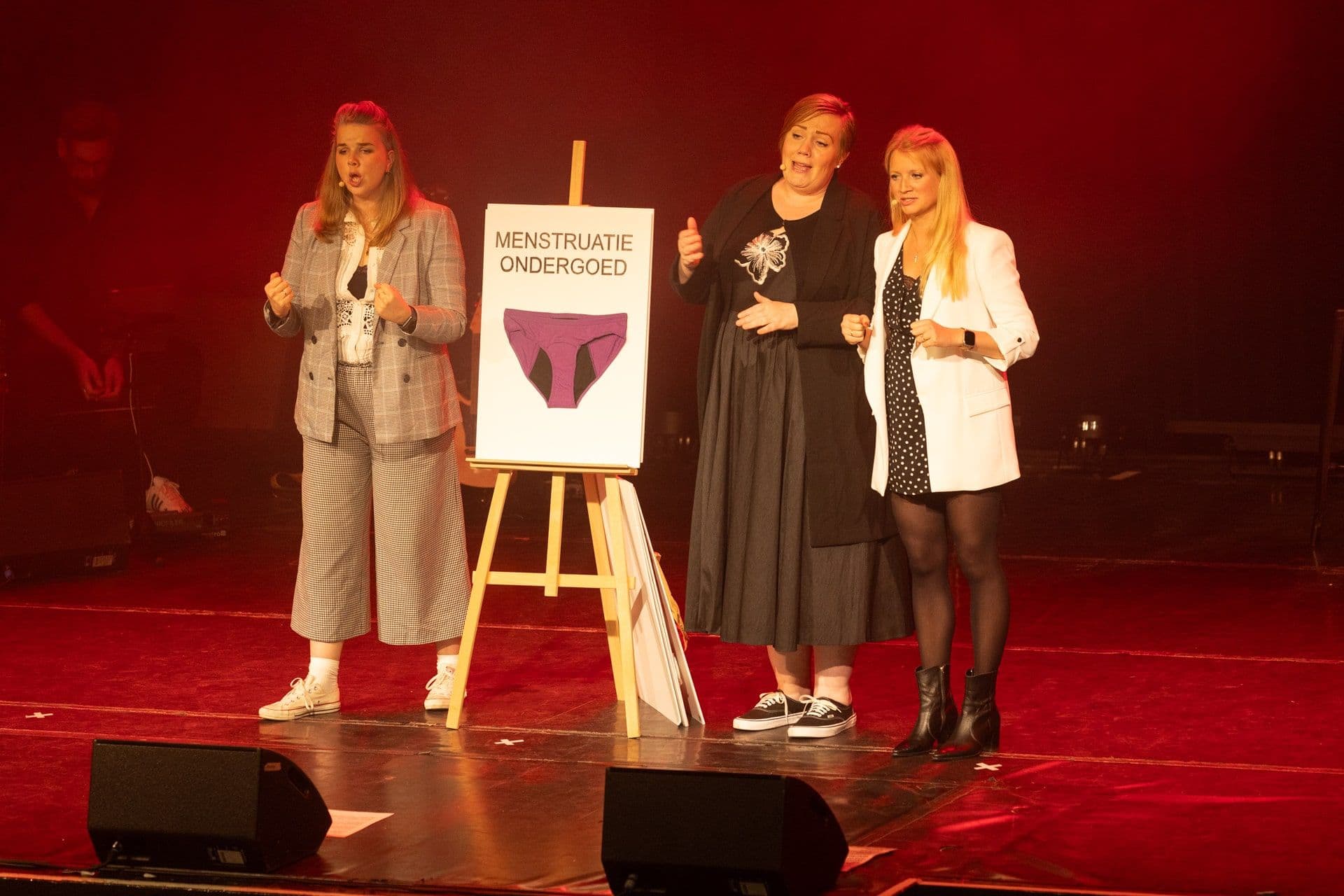 Gieren, brullen én geraakt worden bij Open & Bloot