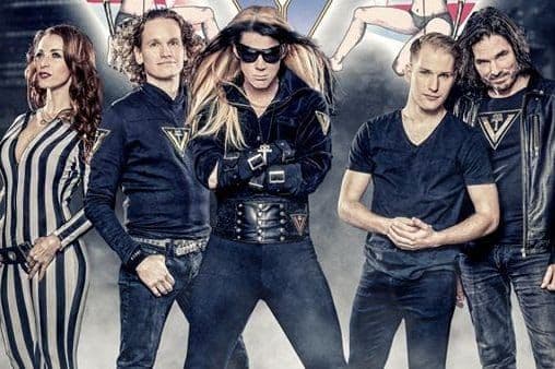 Queen Tribute met Robbie Valentine