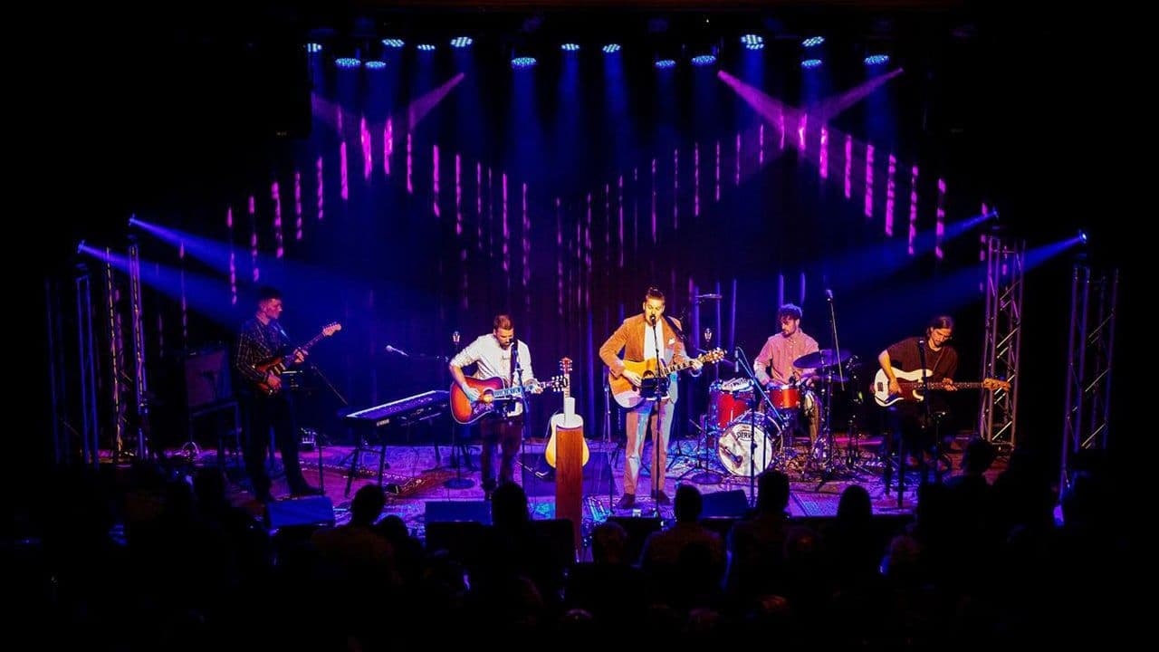 12-4 | Kruisig Hem | Muzikale voorstelling